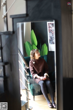  2018.05.06 007期：李澈-刚毕业的小幼师（小皮鞋、丝袜、棉袜、美足）