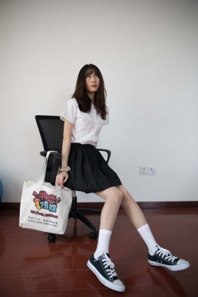  No.371 风情艳主-百褶裙的花瓣 [206P]