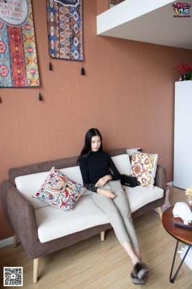  No.070 papa小主-气质美女演绎短肉丝（短肉丝、美足） [160P1V1.28G]