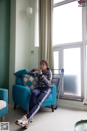  No.090 晚晴-云过花晚晴，风起等归人（棉袜、美足） [148P1V1.10G]