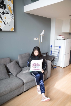  No.130 血柠檬女王-花团锦簇帆布鞋之美（帆布鞋、粉红色棉袜、灰色船袜、美足） [177P1V3.29G]