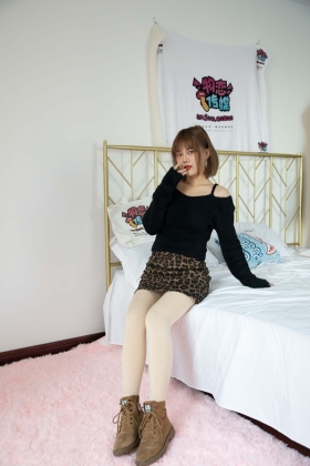  No.639 扶桑S女王-夜之暗香（马丁靴、脏厚肉丝、脏白棉袜）[153P]