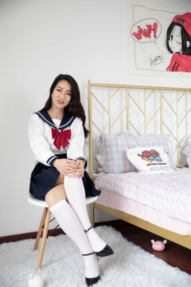  No.641 飞鱼女王-花开花落花满天（JK制服、高跟鞋、过膝袜、肉丝）[175P]