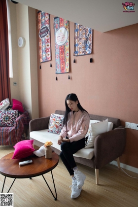  No.089 papa小主-空谷幽兰的她（空军一号、棉袜、美足） [155P1V1.24G]