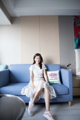  No.187 丽足娇娃-多彩的白 清纯丽足娇娃 [218P1V6.39G]