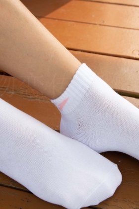  No.032 清水出芙蓉，天然去雕饰，黑色跑鞋配纯纯白棉袜 [178P1V1.03G]