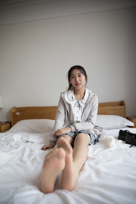  No.285 馨雨女王-如花美眷，似水流年 [165P1V4.1G]