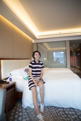  No.222 伊轩女王-跳跃的音符 [181P1V4.07G]