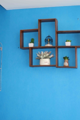  2018.04.18 002期：湘香女王-酷酷的18岁小潮女（白色长筒棉袜、黑色丝袜、美足）