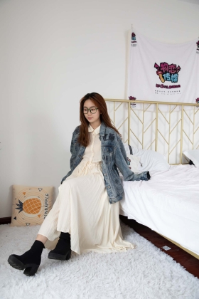  No.558 上校女王-花开芳华（短靴、匡威帆布鞋、棉袜、美足）[154P]