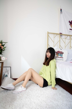  No.579 风情艳主-风云舞（匡威帆布鞋、白棉袜、肉丝）[195P]