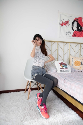  No.547 风情艳主-流光红枫（NB运动鞋、灰丝）[140P]